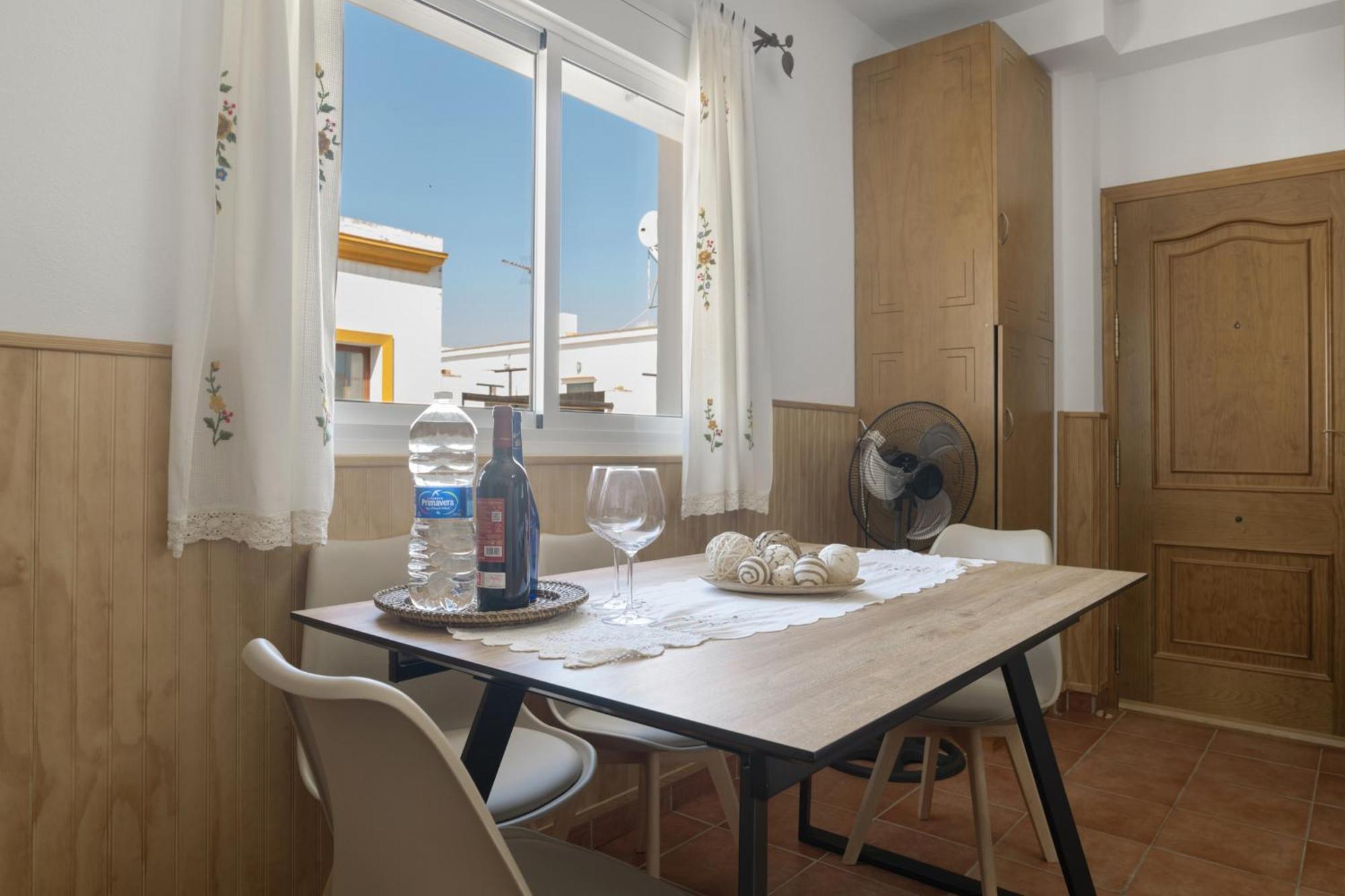 Apartamento Frank - Solo Familias โกนิล เด ลาฟรอนเตรา ภายนอก รูปภาพ