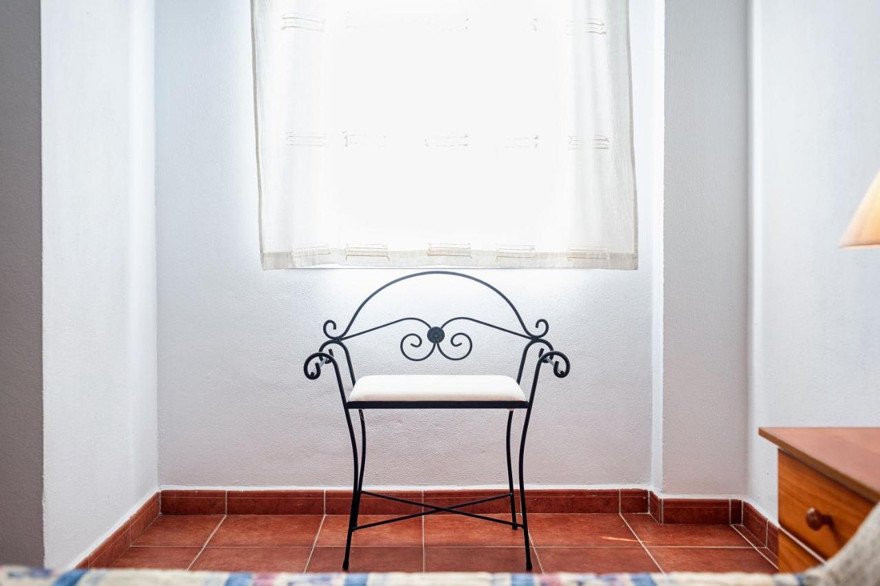 Apartamento Frank - Solo Familias โกนิล เด ลาฟรอนเตรา ภายนอก รูปภาพ