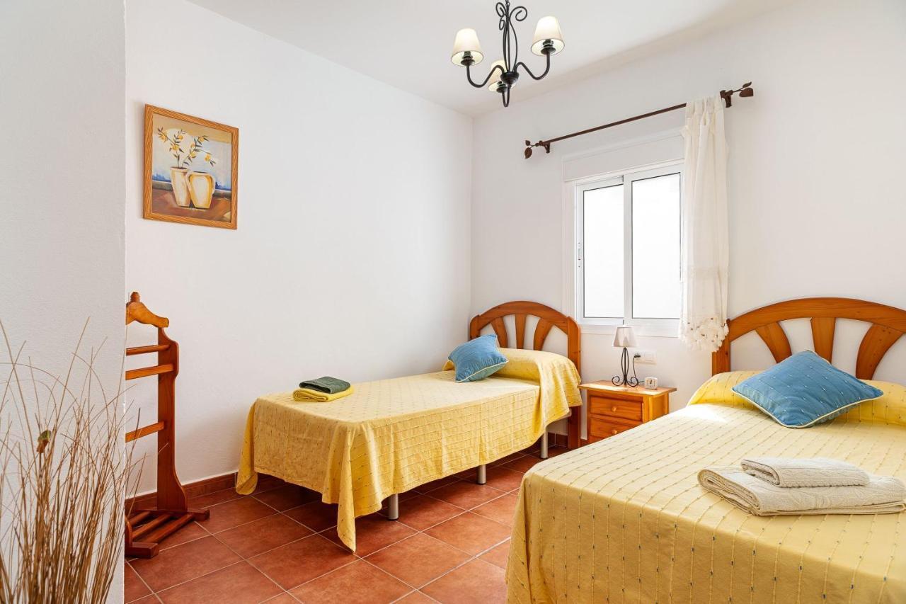 Apartamento Frank - Solo Familias โกนิล เด ลาฟรอนเตรา ภายนอก รูปภาพ