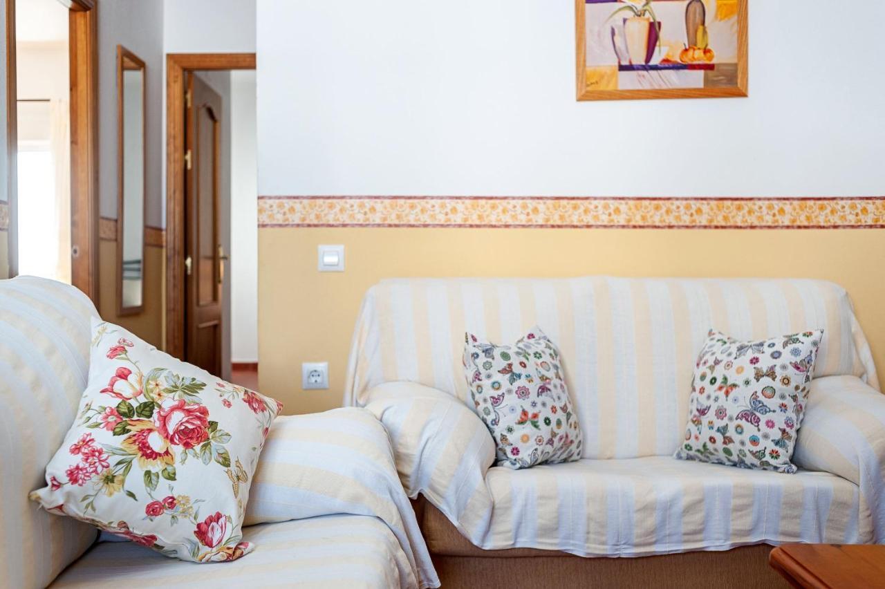Apartamento Frank - Solo Familias โกนิล เด ลาฟรอนเตรา ภายนอก รูปภาพ