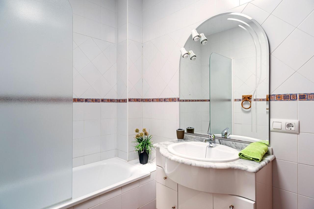 Apartamento Frank - Solo Familias โกนิล เด ลาฟรอนเตรา ภายนอก รูปภาพ